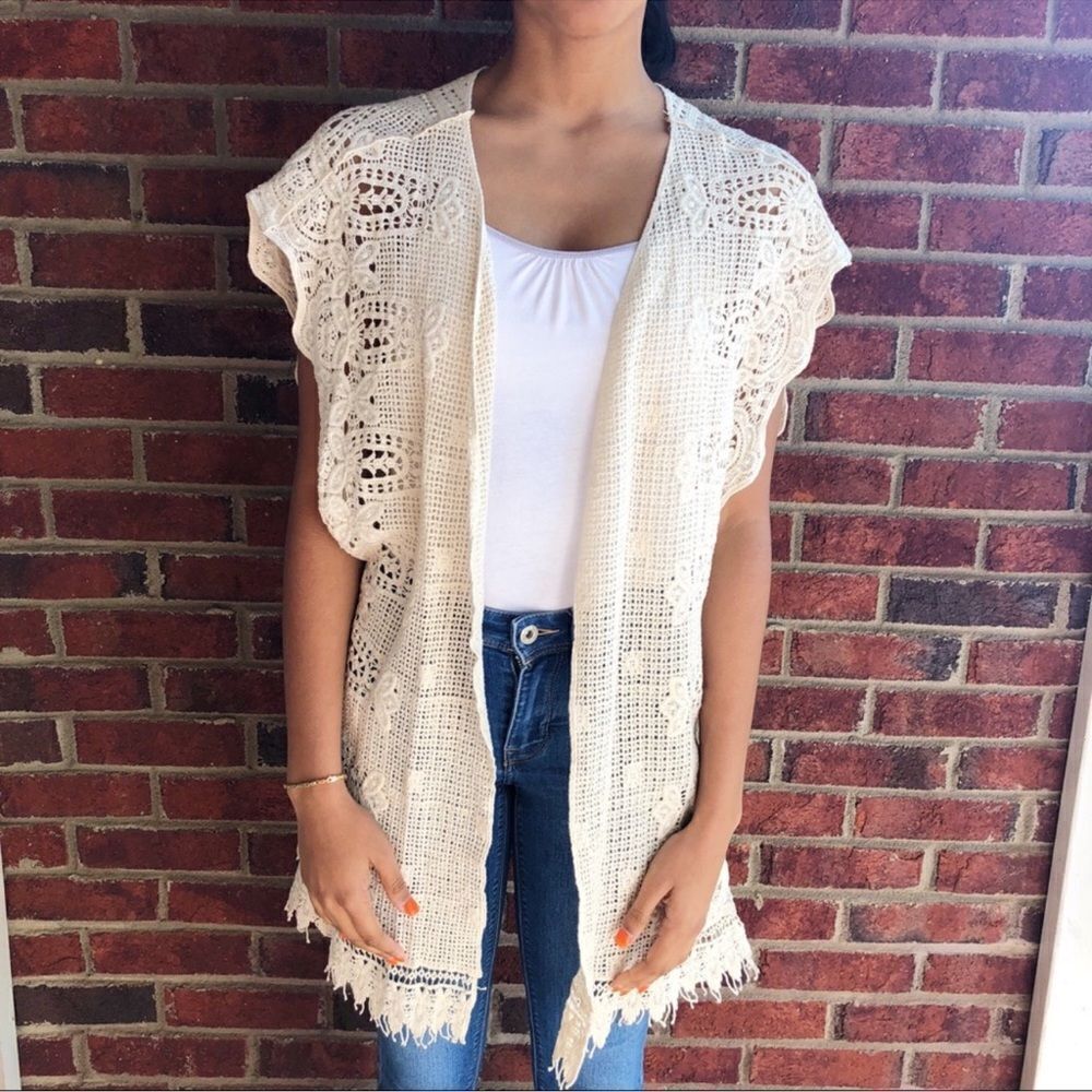 evelyn K x Anthro M Ivory Crochet Fringe Bohemian Floral Cardigan